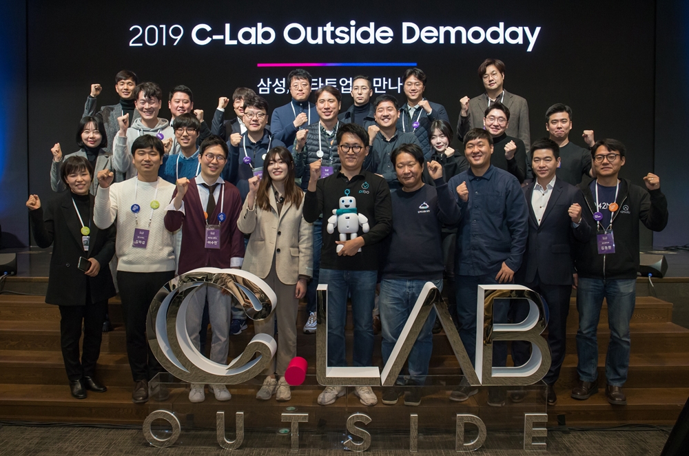 wowtale.net 20191127 clab outside demoday1 - 와우테일