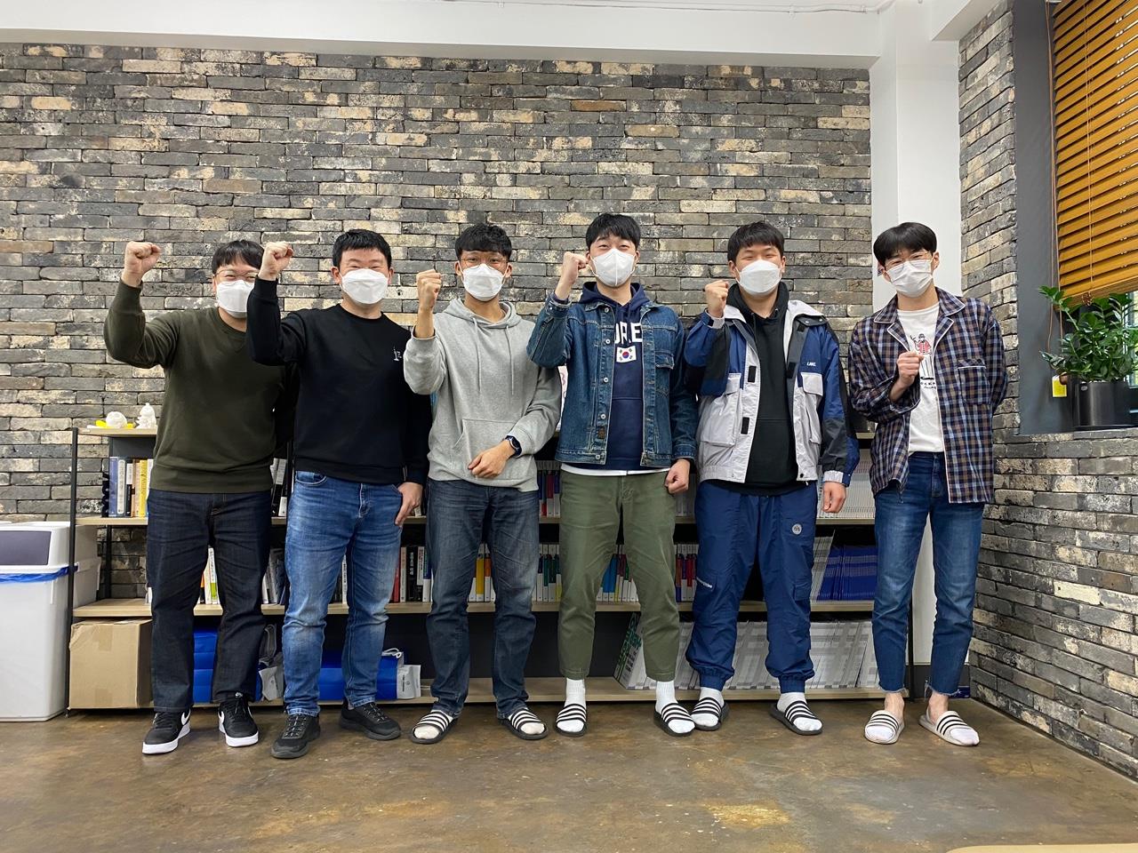 AI 초분광 솔루션 ‘엘로이랩', 한국과학기술지주-스파크랩 등에서 투자유치 1 20211117 LROILAB team - 와우테일