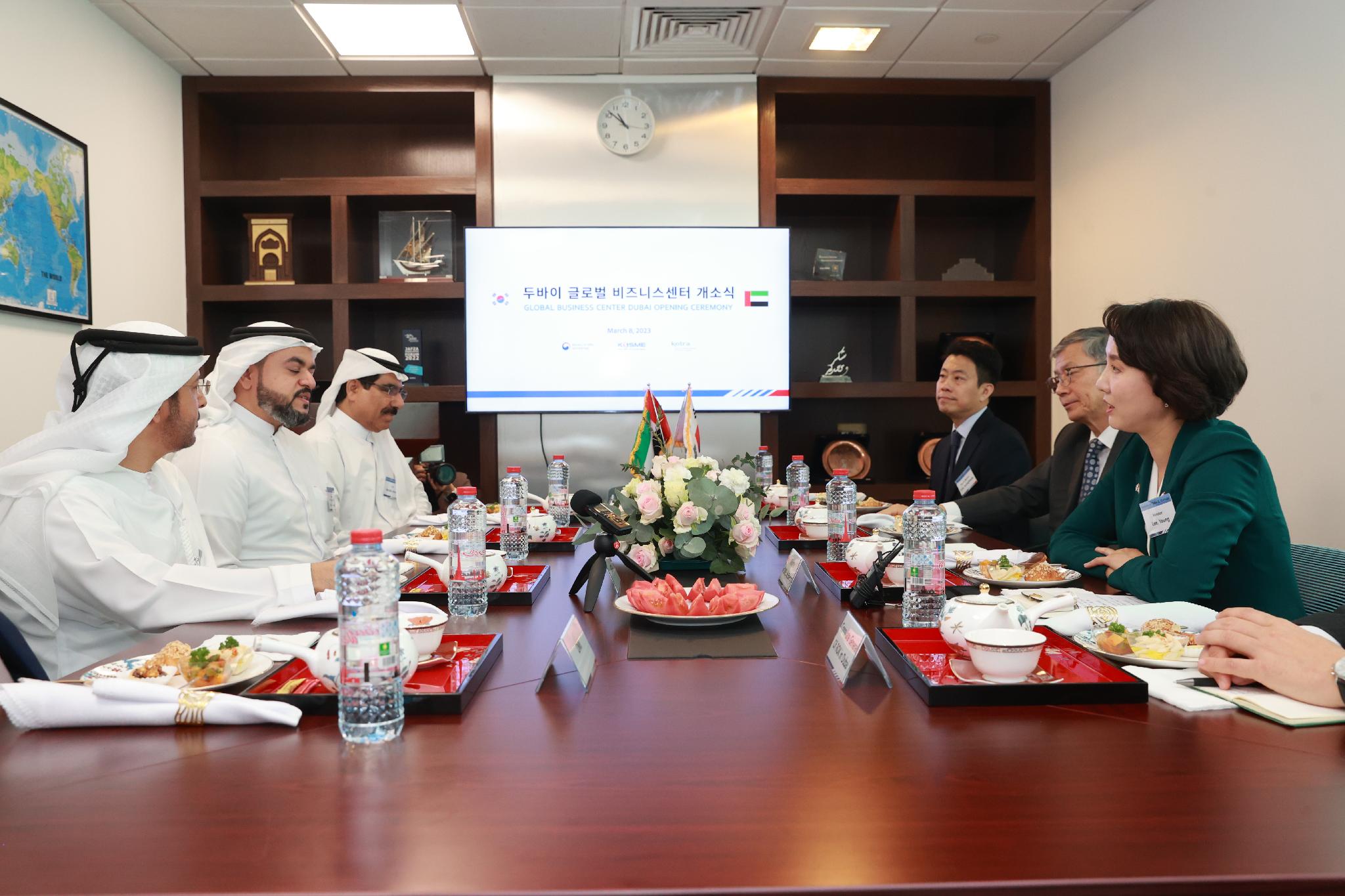 wowtale.net korean government opens global business center in dubai leading the second middle east boom 2 - 와우테일