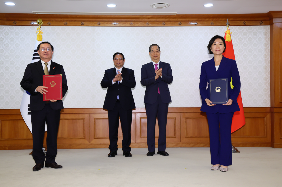 MSS of South Korea Signs 2 Key MOUs to Boost Ventures and Startups with Vietnam 1 wowtale.net wowtale.net 240702 31 - 와우테일