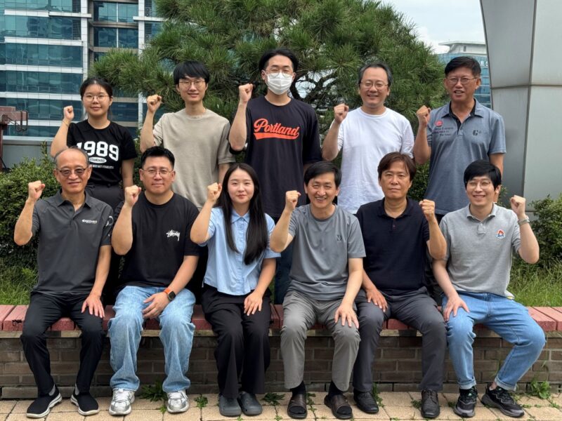 crest team - 와우테일