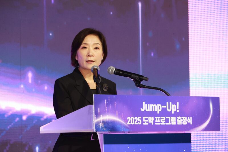 MSS Minister in Jumpup to the Next Level - 와우테일