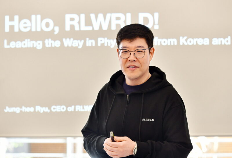 RLWRLD CEO - 와우테일
