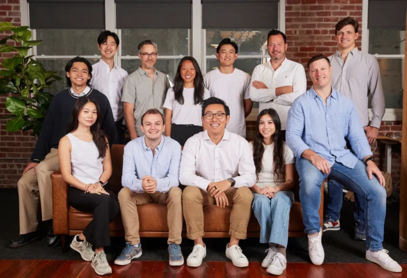AI가 사람 대신 면접 본다…알렉스, 2000만 달러 투자 유치 1 Alex.com Team - 와우테일