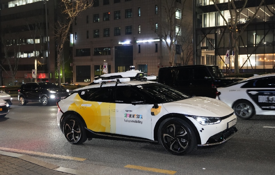 카카오모빌리티, 강남서 심야 자율주행택시 서비스 시작 1 KAKAOMO 2 - 와우테일