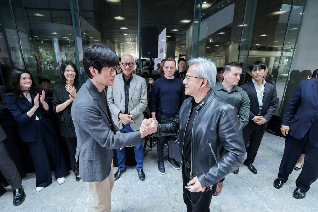 네이버-엔비디아, 기가와트급 초대형 AI 팩토리 구축 맞손 1 Naver Nvidia1 - 와우테일