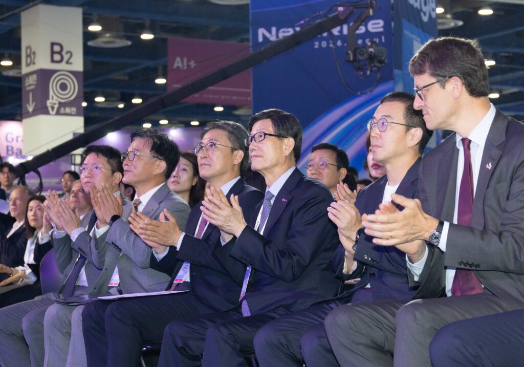 넥스트라이즈 2026 서울 개막, 오픈AI·앤트로픽 등 AI 테크 자이언트 역대 최대 집결 2 Nextrise 2026 1 - 와우테일