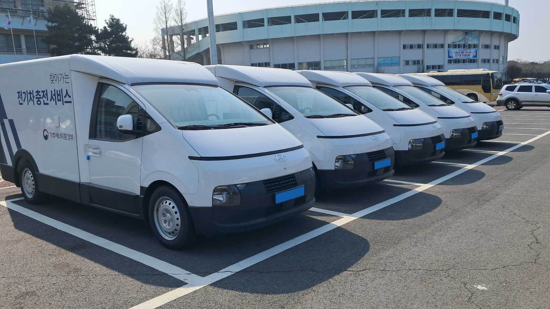 아론, '이동식 전기차 충전 시범사업' 3권역 운영사업자 선정